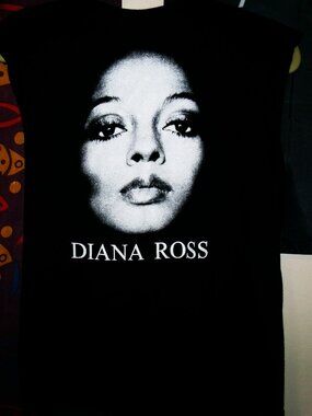 diana ross 1970s lp cover M 2024 usa tour tee women tee - supremes diva r&b pop